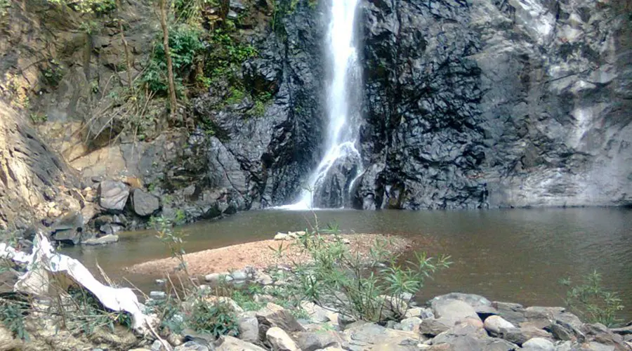 Mainapi Waterfall, Goa